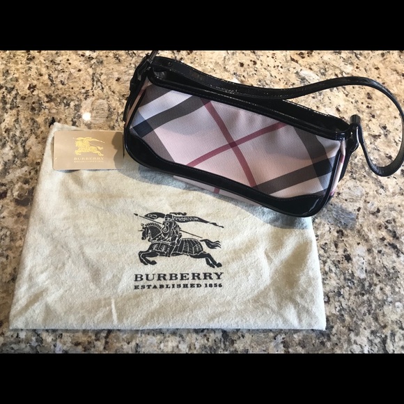 Burberry handbag - Picture 1 of 8